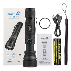 Zoomable LED Flashlight 1500Lumens  Long Range Torch
